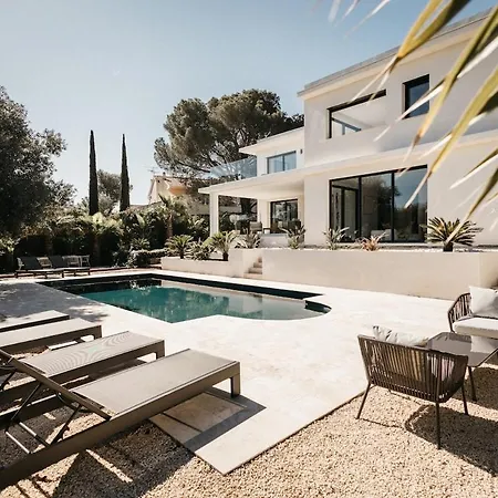 328 * Saint-Raphaël