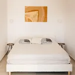 Villa 328